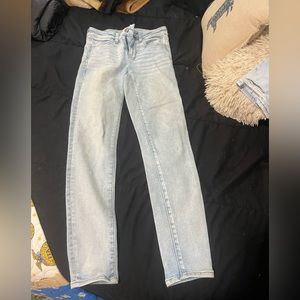 American eagle light wash size 4 short length high rise jeggings